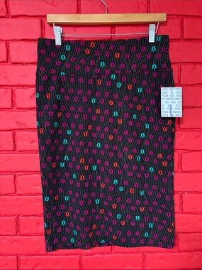 LuLaRoe Cassie pencil skirt L black w/ pattern